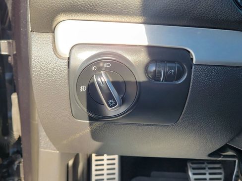 Used 2012 Volkswagen GTI 2-Door FWD image 14