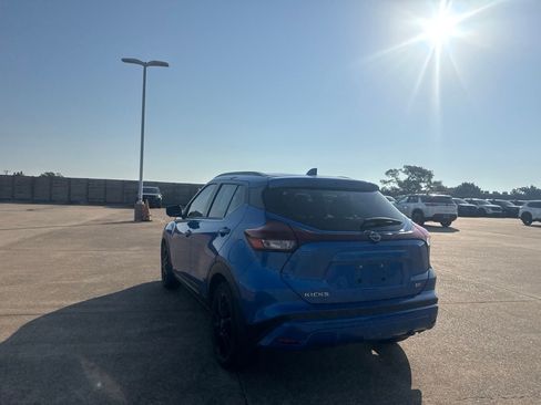 Used 2023 Nissan Kicks SR w/ SR Premium Package FWD image 14