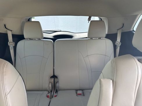 Used 2019 Buick Enclave Essence FWD image 14