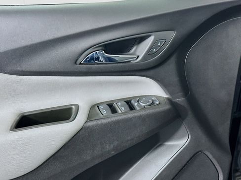 Used 2024 Chevrolet Equinox LS FWD image 15