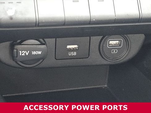 Used 2023 Hyundai Elantra Blue image 22