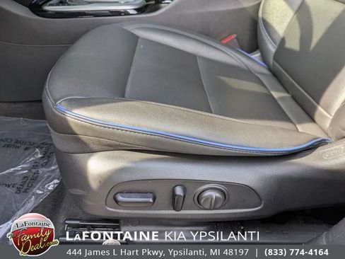 Used 2024 Buick Envista Sport Touring w/ Convenience I Package FWD image 13