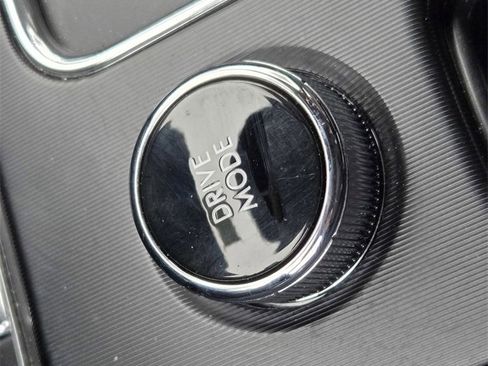 Used 2023 Lincoln Corsair Reserve w/ Jet Appearance Package image 17