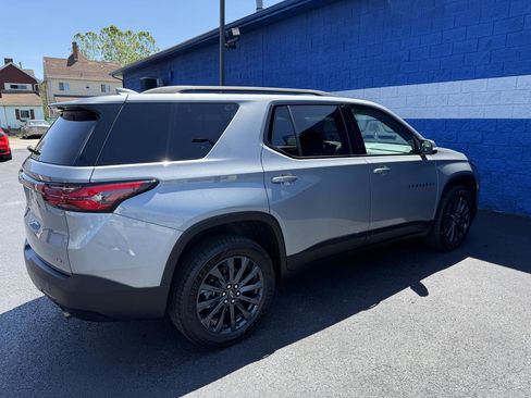 Used 2023 Chevrolet Traverse RS w/ LPO, Floor Liner Package AWD/4WD image 24
