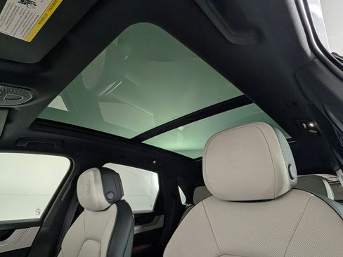 New 2026 Porsche Cayenne image 29