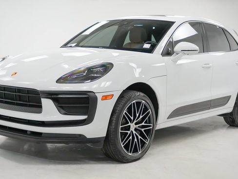 Used 2022 Porsche Macan image 1