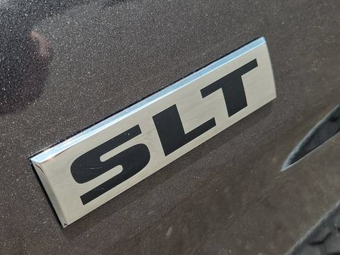 Used 2024 RAM 1500 Classic SLT AWD/4WD image 12