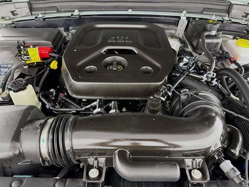 Used 2024 Jeep Wrangler Sport AWD/4WD image 28
