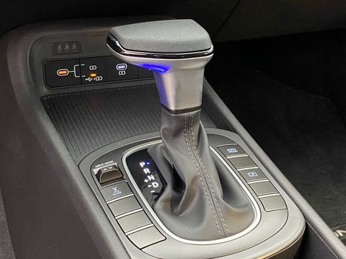New 2026 Hyundai Kona SE AWD/4WD image 18