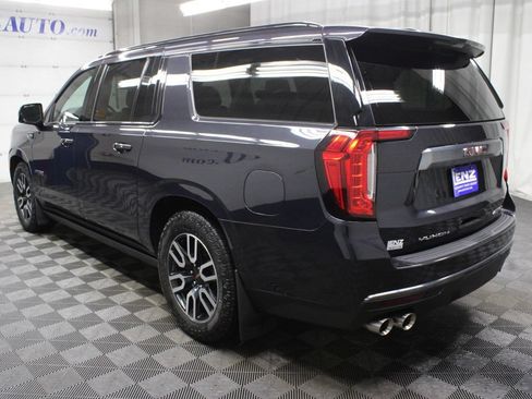 Used 2024 GMC Yukon XL AT4 w/ AT4 Premium Plus Package AWD/4WD image 7