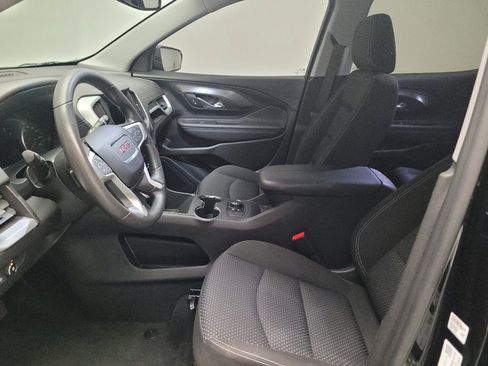 Used 2022 GMC Terrain SLE image 17