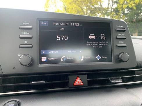 New 2026 Hyundai Elantra Sport FWD image 13