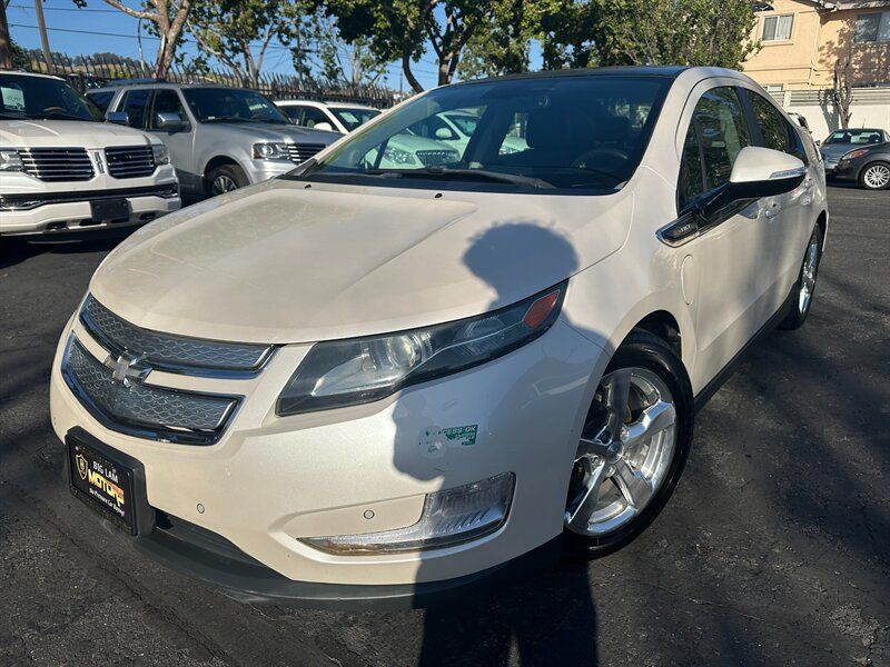 Used 2012 Chevrolet Volt Premium w/ Premium Trim Package FWD image 1