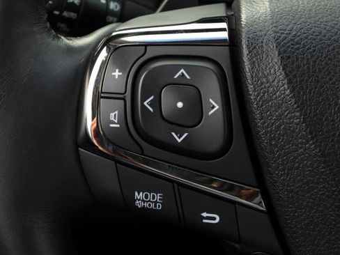 Used 2015 Toyota Avalon Limited image 75