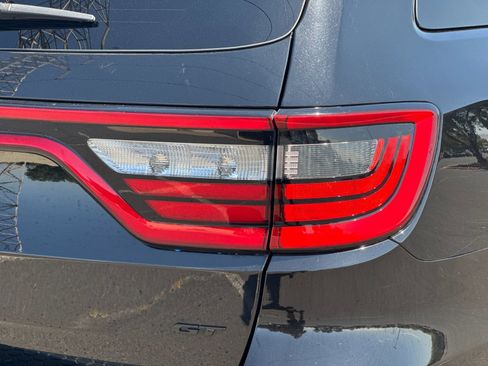 Used 2019 Dodge Durango GT w/ Blacktop Package AWD/4WD image 38
