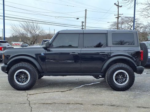 Used 2024 Ford Bronco Black Diamond w/ Sasquatch Package image 8