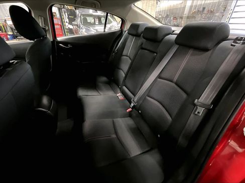 Used 2017 MAZDA MAZDA3 Sport w/ Preferred Equipment Package image 19