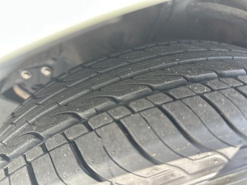 Used 2012 Toyota Prius Three FWD image 12