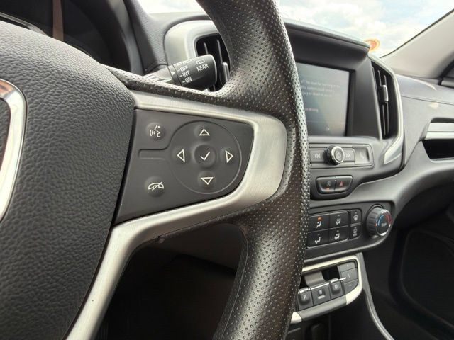 Used 2024 GMC Terrain SLE FWD image 36
