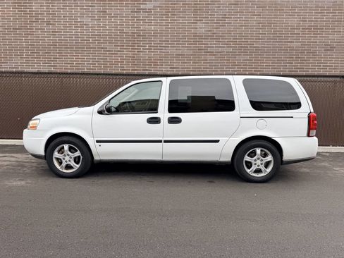 Used 2008 Chevrolet Uplander LS w/ Climate Package image 11