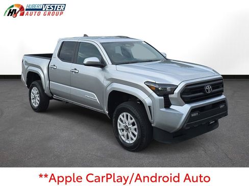 Used 2024 Toyota Tacoma 2WD Double Cab image 4