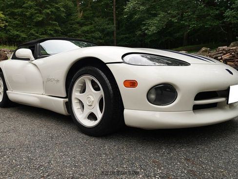 Used 1996 Dodge Viper RT/10 RWD image 12