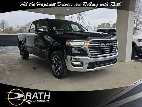 Used 2025 RAM 1500 Laramie image 1