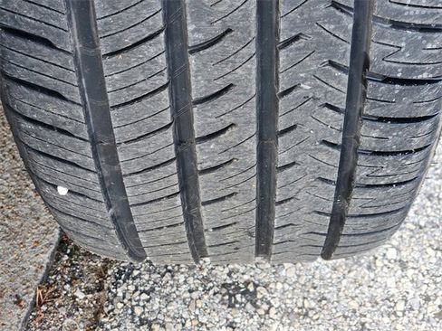 Used 2019 Chevrolet Suburban Premier w/ Premier Plus Edition image 11