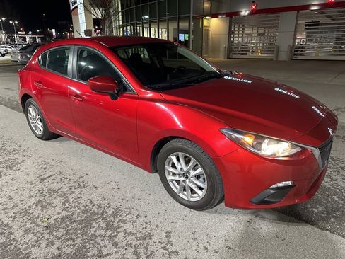 Used 2016 MAZDA MAZDA3 i Sport w/ Preferred Equipment Package image 3