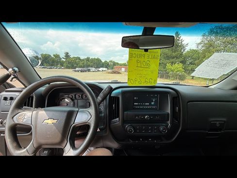 Used 2019 Chevrolet Silverado 2500 W/T AWD/4WD image 11
