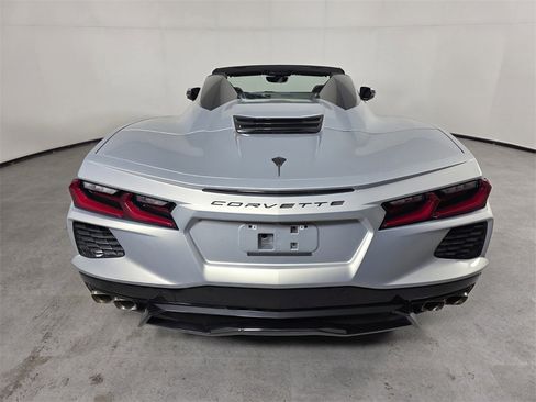 Used 2024 Chevrolet Corvette Stingray image 5