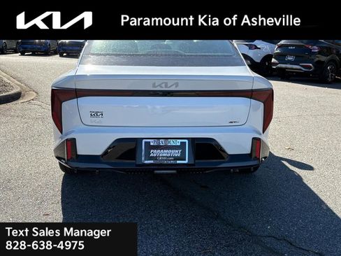 New 2025 Kia K4 GT-Line image 5