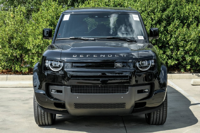 New 2026 Land Rover Defender 110 X-Dynamic SE AWD/4WD image 6