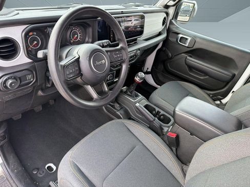 Used 2024 Jeep Wrangler Sport AWD/4WD image 4