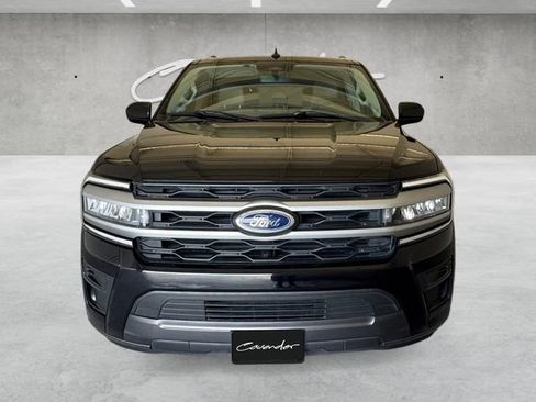 Used 2023 Ford Expedition XLT image 18