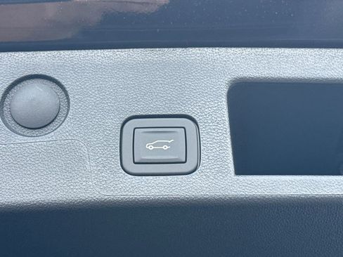 New 2026 GMC Terrain Elevation w/ Elevation Premium Package AWD/4WD image 35