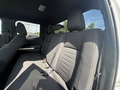 Used 2024 Toyota Tacoma TRD Off-Road AWD/4WD image 30