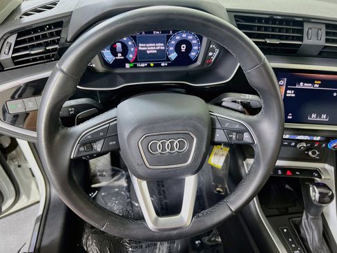 Used 2022 Audi Q3 2.0T Premium Plus AWD/4WD image 11