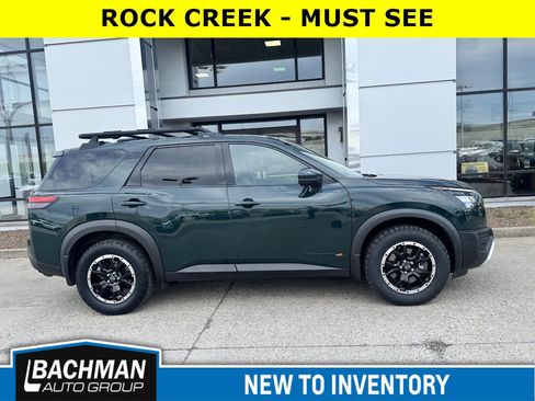 Used 2023 Nissan Pathfinder Rock Creek image 2