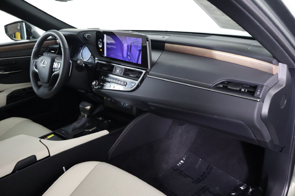 Certified 2024 Lexus ES 350 w/ Premium Package FWD image 9