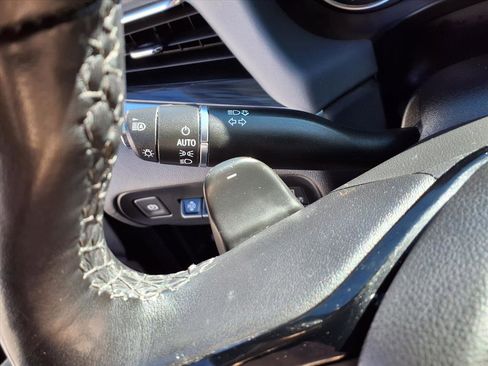 Used 2023 Buick Enclave Premium w/ Experience Buick Package image 11