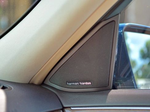 Used 2014 Mercedes-Benz E 350 Sedan w/ Premium 1 Package image 21