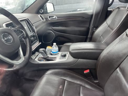 Used 2018 Jeep Grand Cherokee Summit image 24