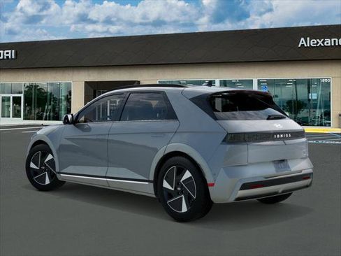 New 2026 Hyundai Ioniq 5 Limited RWD image 5