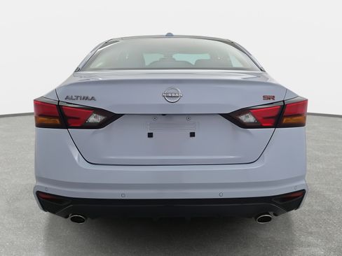 New 2025 Nissan Altima 2.5 SR image 6