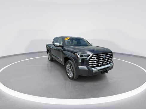 Used 2024 Toyota Tundra Capstone AWD/4WD image 3