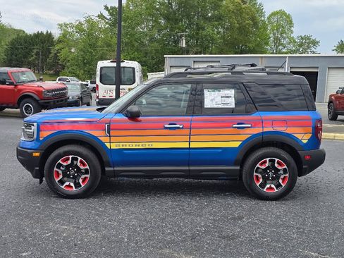 New 2025 Ford Bronco Sport Free Wheeling w/ Convenience Package image 18