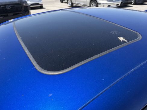 Used 2022 Lexus IS 500 RWD image 5