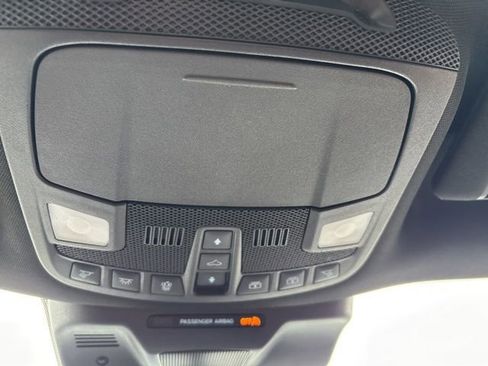 Used 2024 Ford Expedition Limited image 33