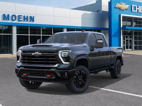 New 2026 Chevrolet Silverado 3500 LT w/ Trail Boss Package image 6